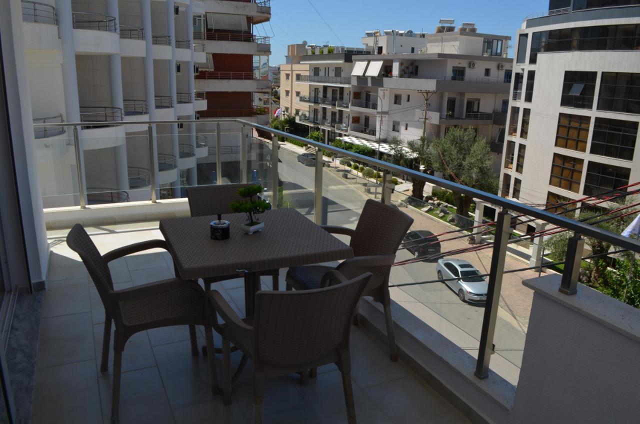 Akil Apartments Sarande Exterior photo