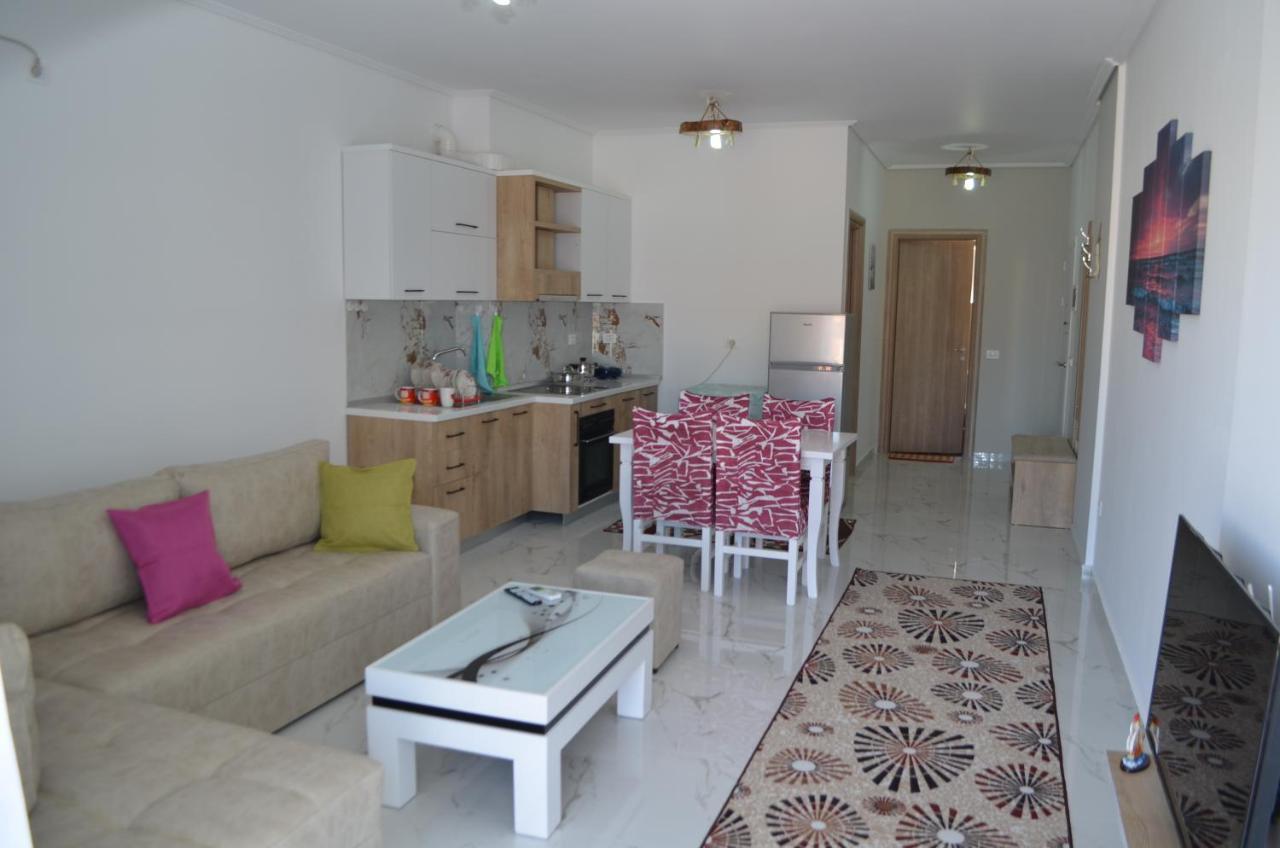 Akil Apartments Sarande Exterior photo
