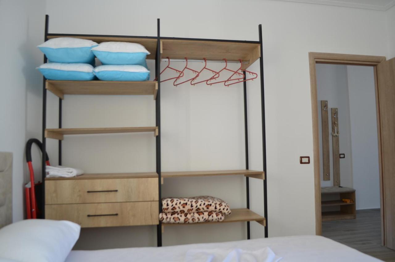 Akil Apartments Sarande Exterior photo